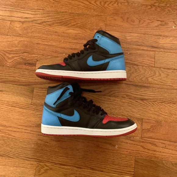 WMNS AIR JORDAN 1 HIGH OG 'UNC TO CHICAGO'. - Picture 6 of 13